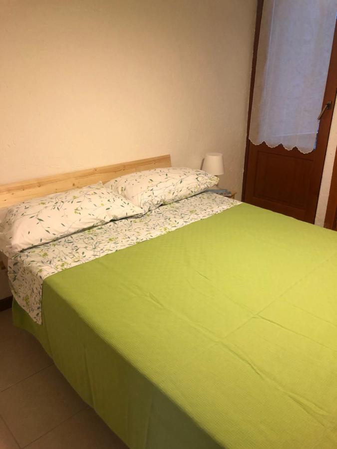 La Casa Di Rox Ad Aosta - Small Holiday Apartment In Central Aosta - Alloggio Ad Uso Turistico - Vda - Aosta - N 0304 Eksteriør billede